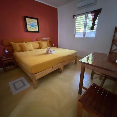 Casa Pascale Hotel Пунта Ален Екстериор снимка